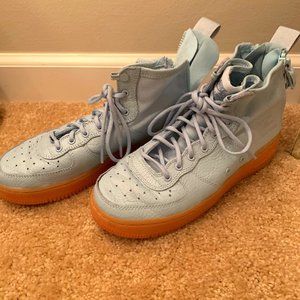 *Special Edition* SF AIR FORCE 1 MID GS 'OCEAN BLISS' WOMANS, MENS